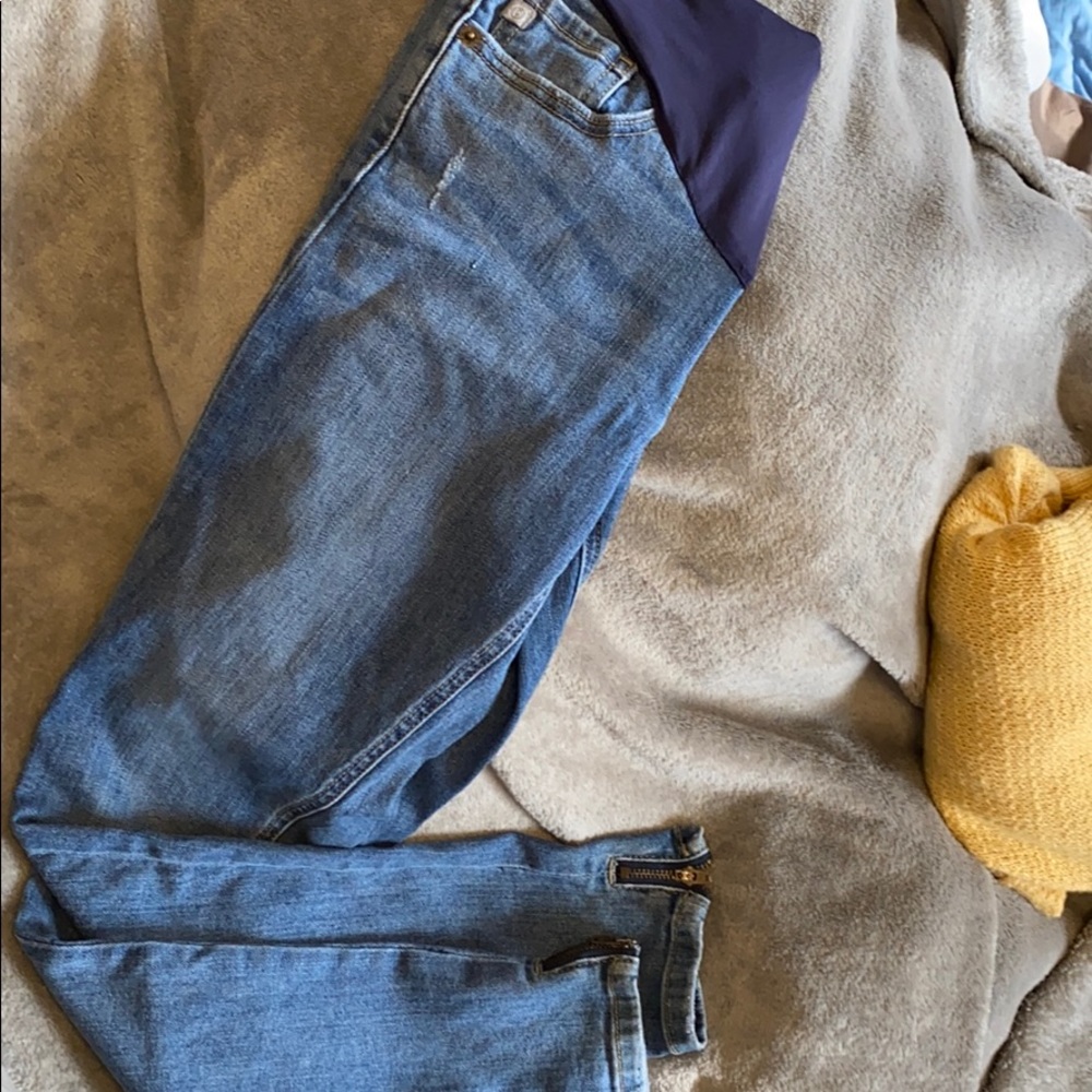 Pinkblush Maternity zipper ankle skinny jean